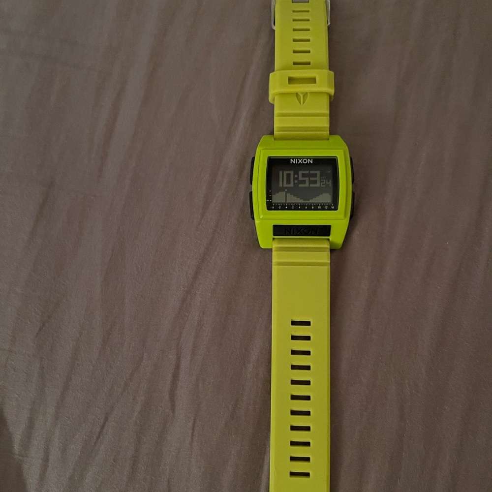 Nixon tide pro surf watch